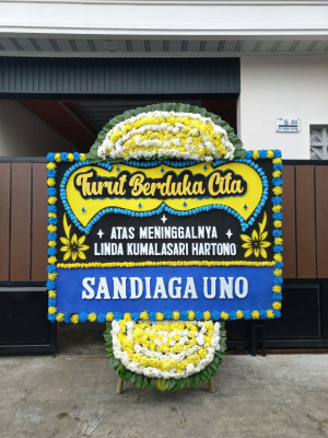 Papan Bunga Duka di Mentaos